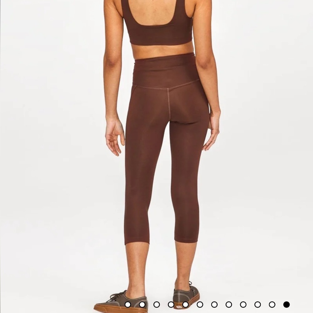 Girlfriend Collective W 23 3/4” Compressive Leggings - Like New, Beige Lilac